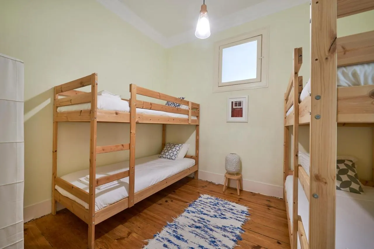 Renovated Spacious Baixa Apartment, By Timecooler リスボン