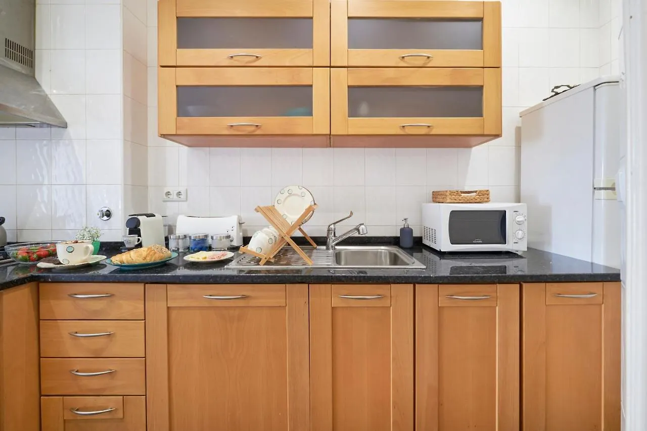 Renovated Spacious Baixa Apartment, By Timecooler リスボン 0*,