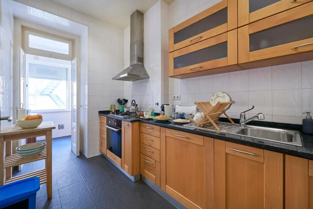 Renovated Spacious Baixa Apartment, By Timecooler リスボン